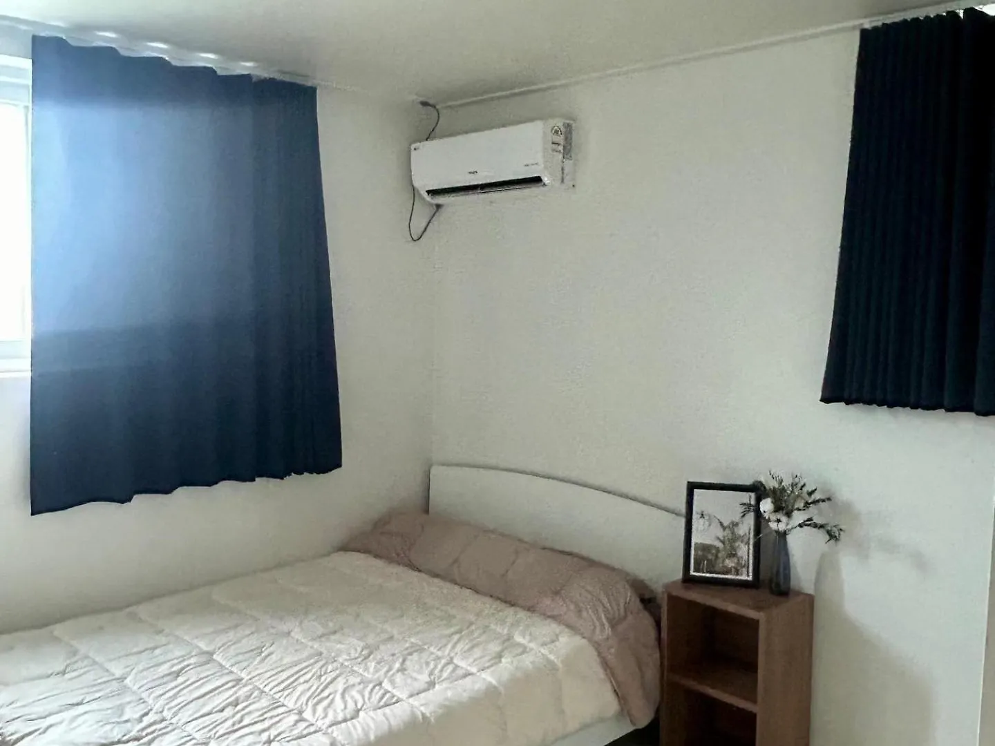 Sadang Station Double And Single Studios Seoul