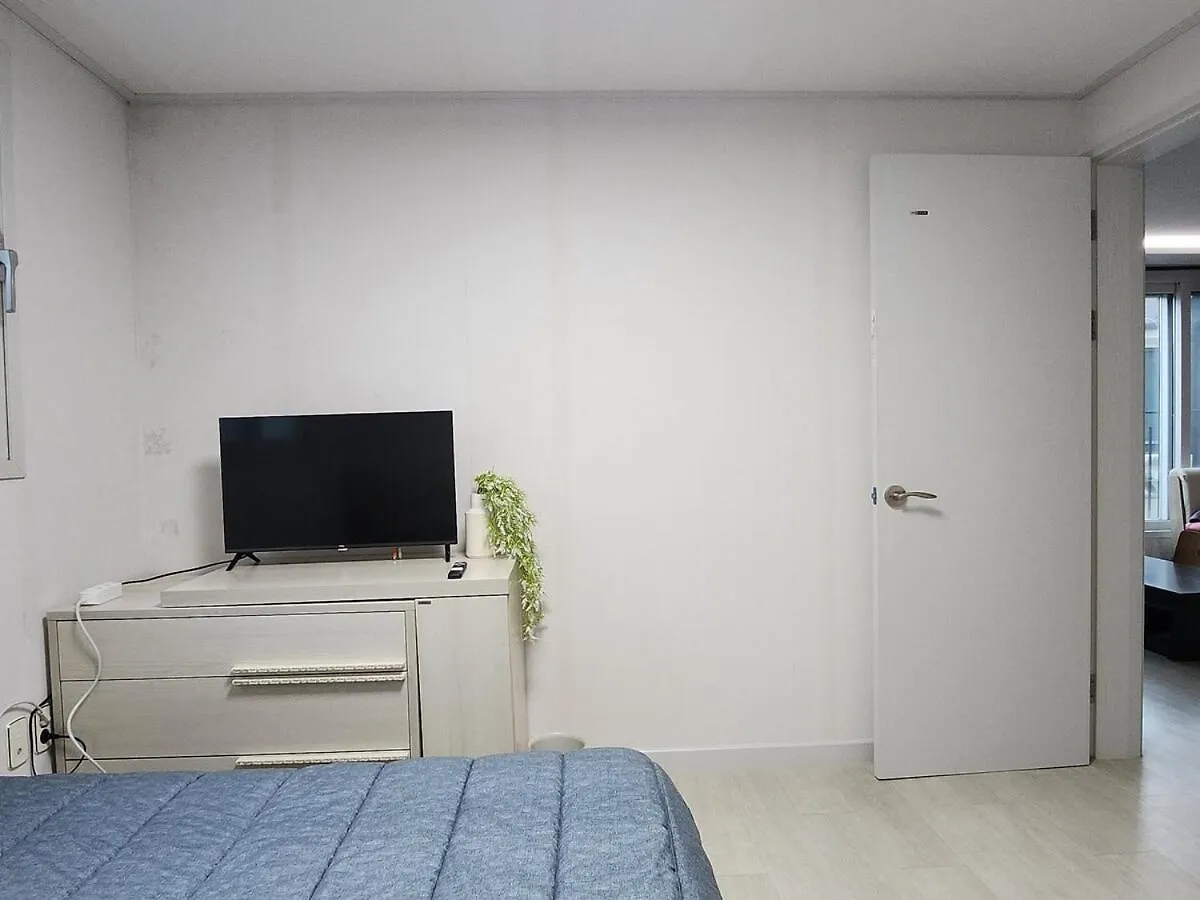 Apartment Sadang Station Double And Single Studios Seoul South Korea