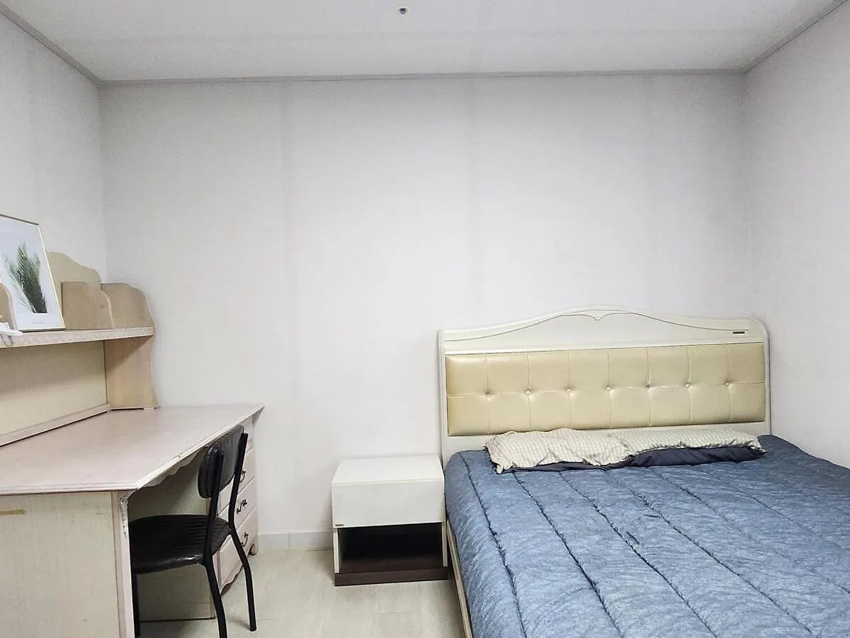 Sadang Station Double And Single Studios Seoul