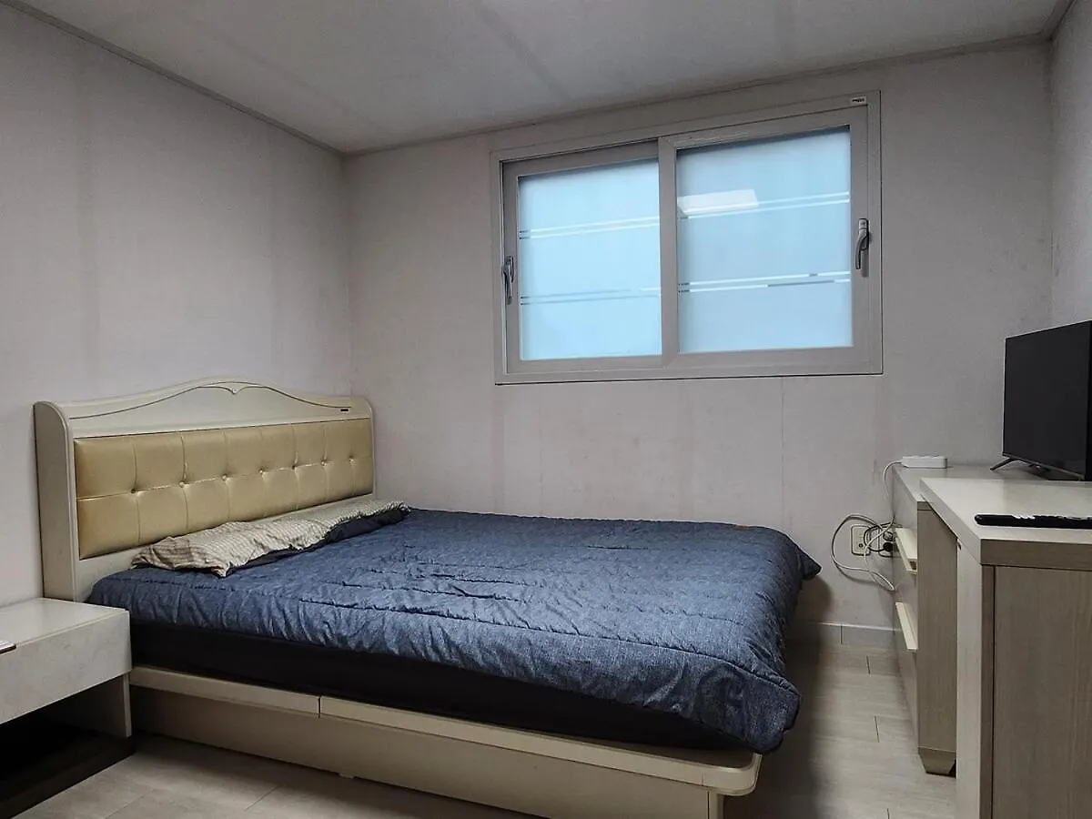Sadang Station Double And Single Studios Seoul Apartment