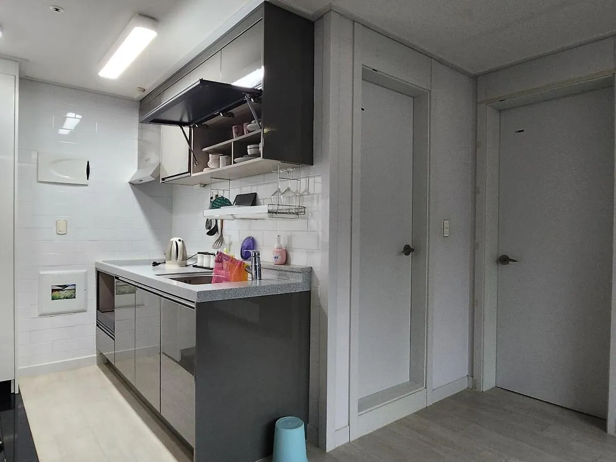 Apartment Sadang Station Double And Single Studios Seoul South Korea