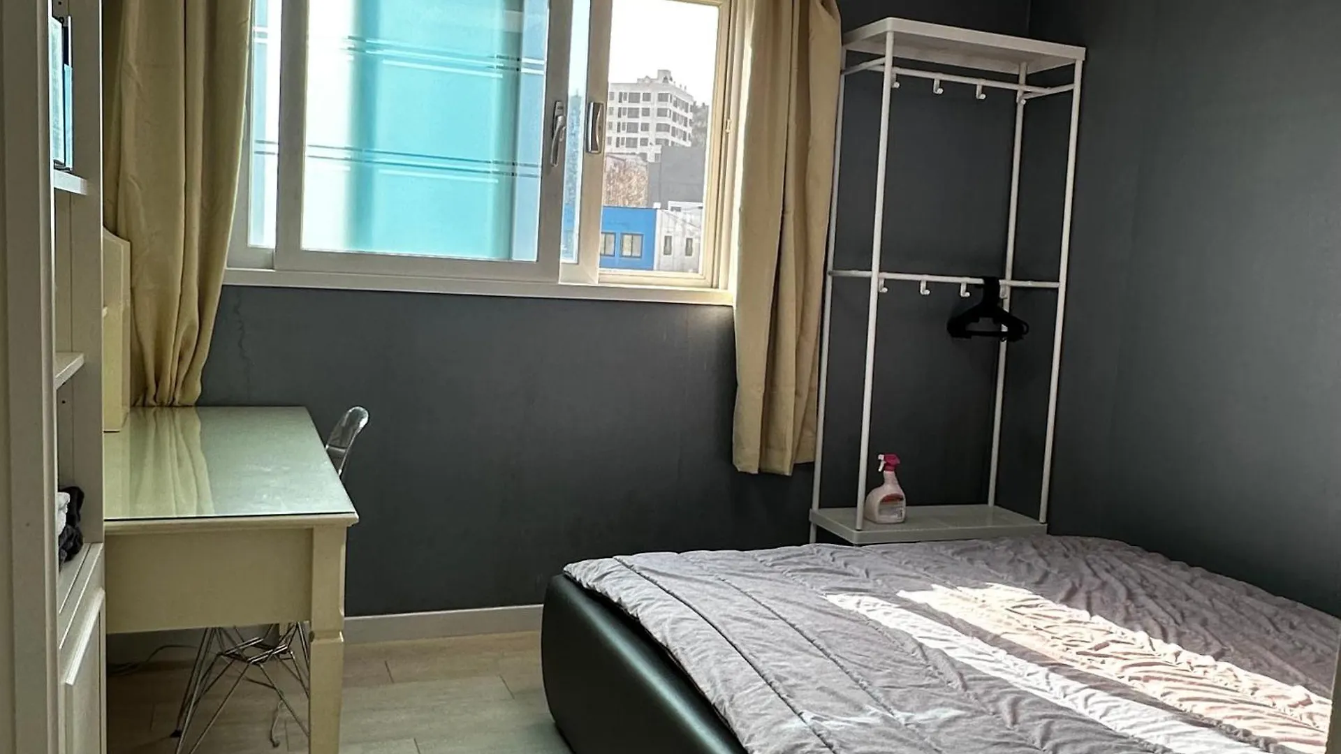Sadang Station Double And Single Studios Seoul South Korea